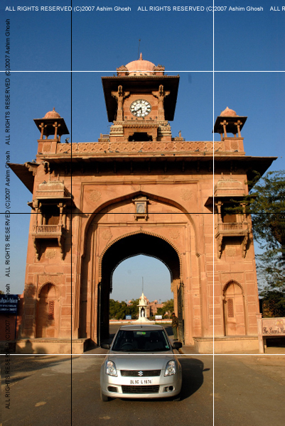 DriveaboutIII_(C)2007AshimGhoshZ1149